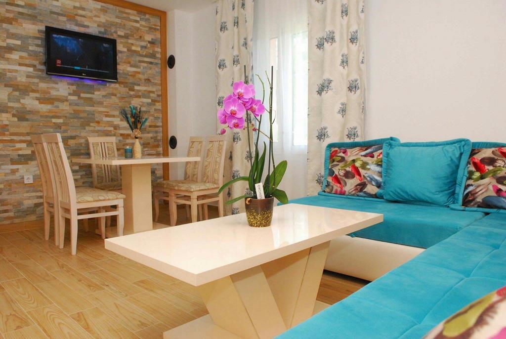 טיווט Apartments Kuc מראה חיצוני תמונה