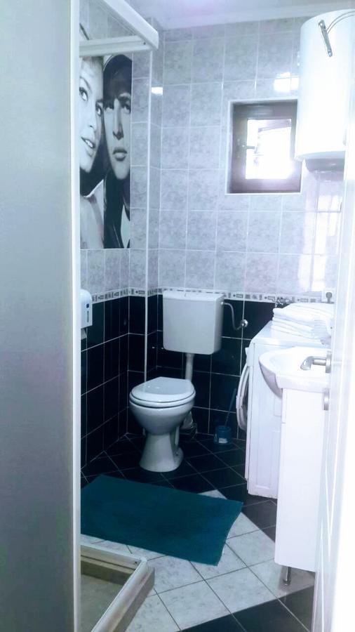 טיווט Apartments Kuc מראה חיצוני תמונה